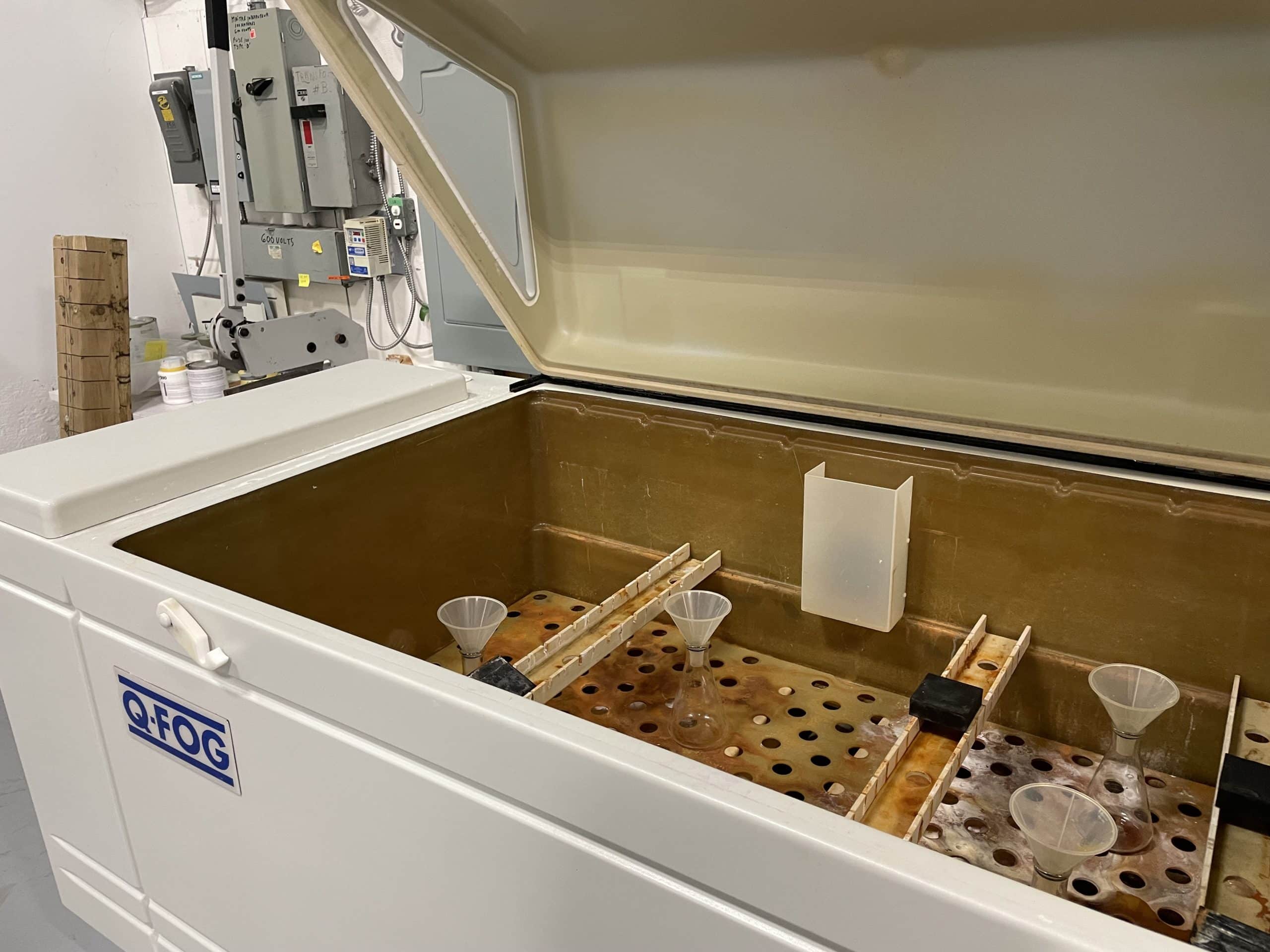cabinet2 Atl: Salt Fog and Salt Spray Testing Services| Q-fog equipment | Material Testing Laboratories