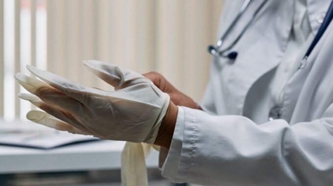 Importance Of Medical Glove Testing In Ensuring Patient Safety
